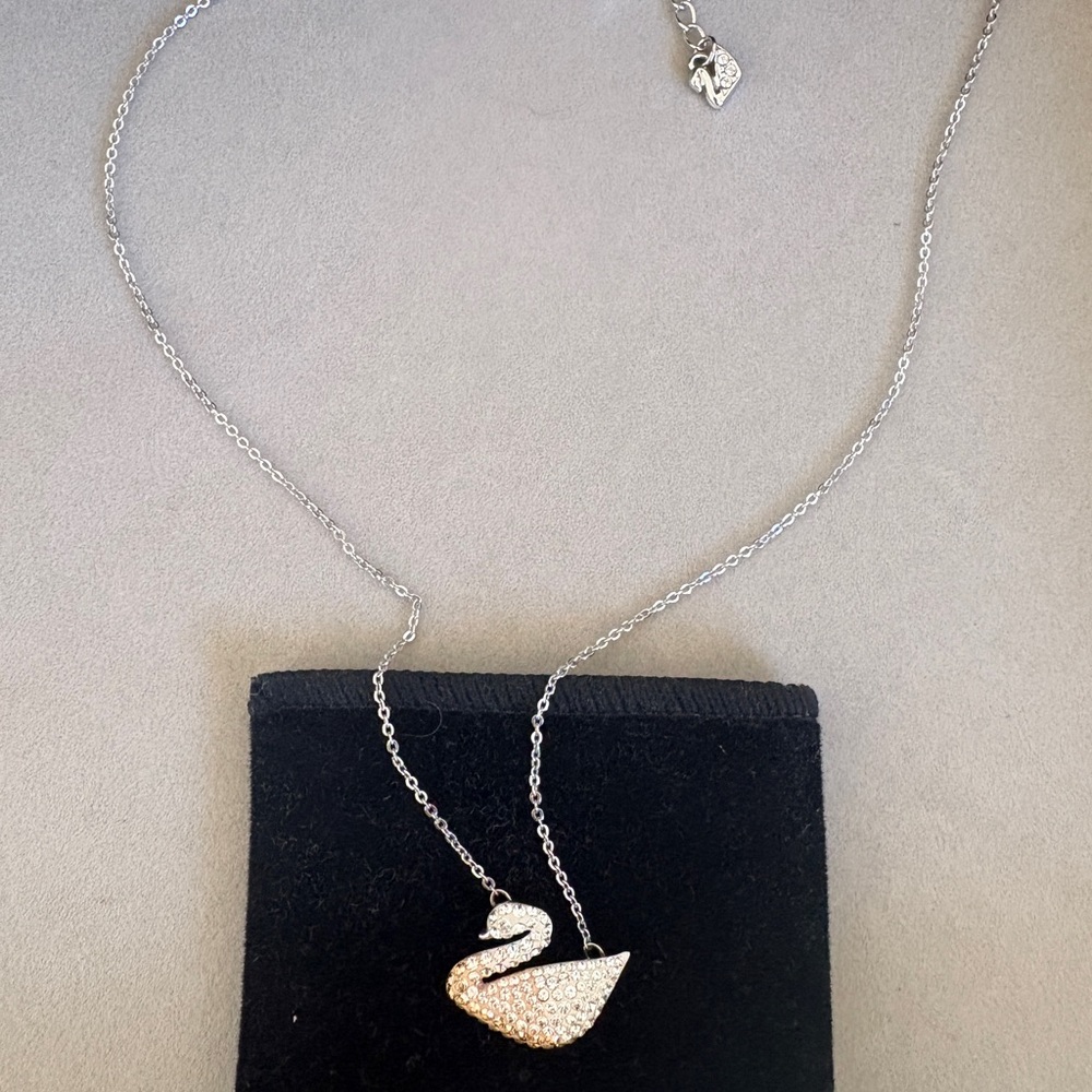 Swarovski Crystal Swan Necklace in Silver